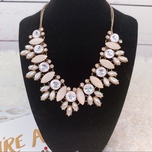 Beautiful Statement Necklace 18”